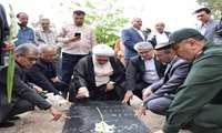  غبارروبی و عطرافشانی مزار شهدای میاندوآب به‌ مناسبت سالروز آزادسازی خرمشهر